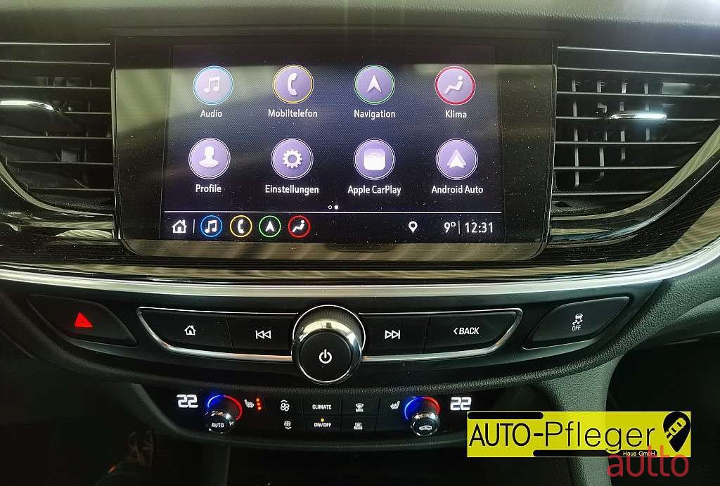 2019' Opel Insignia photo #6