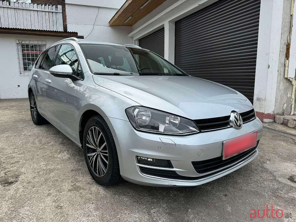 2016' Volkswagen Golf photo #4