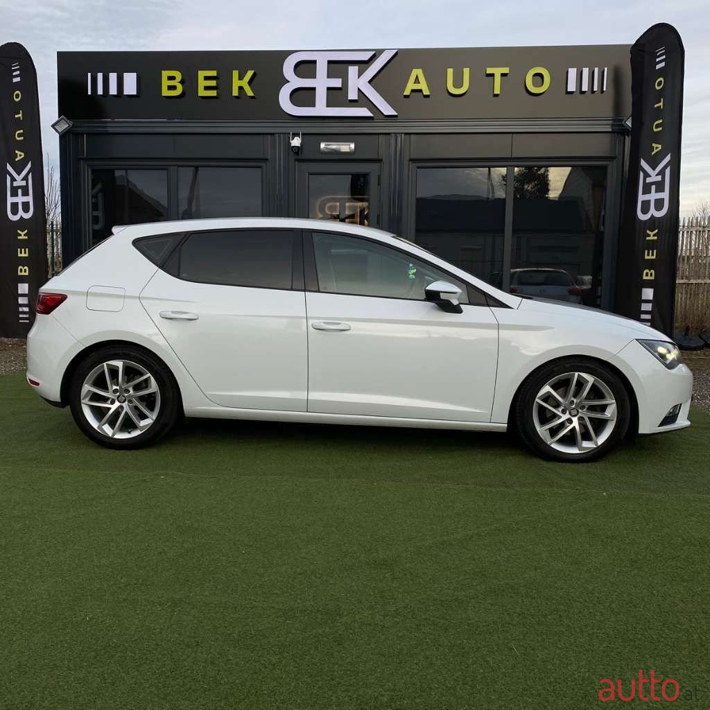 2013' SEAT Leon photo #6