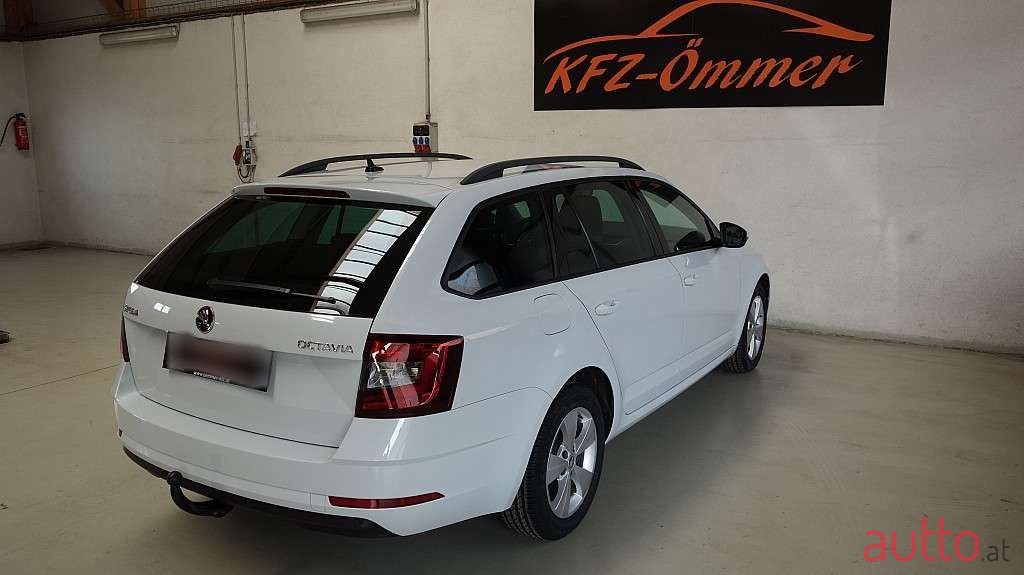 2019' Skoda Octavia photo #6