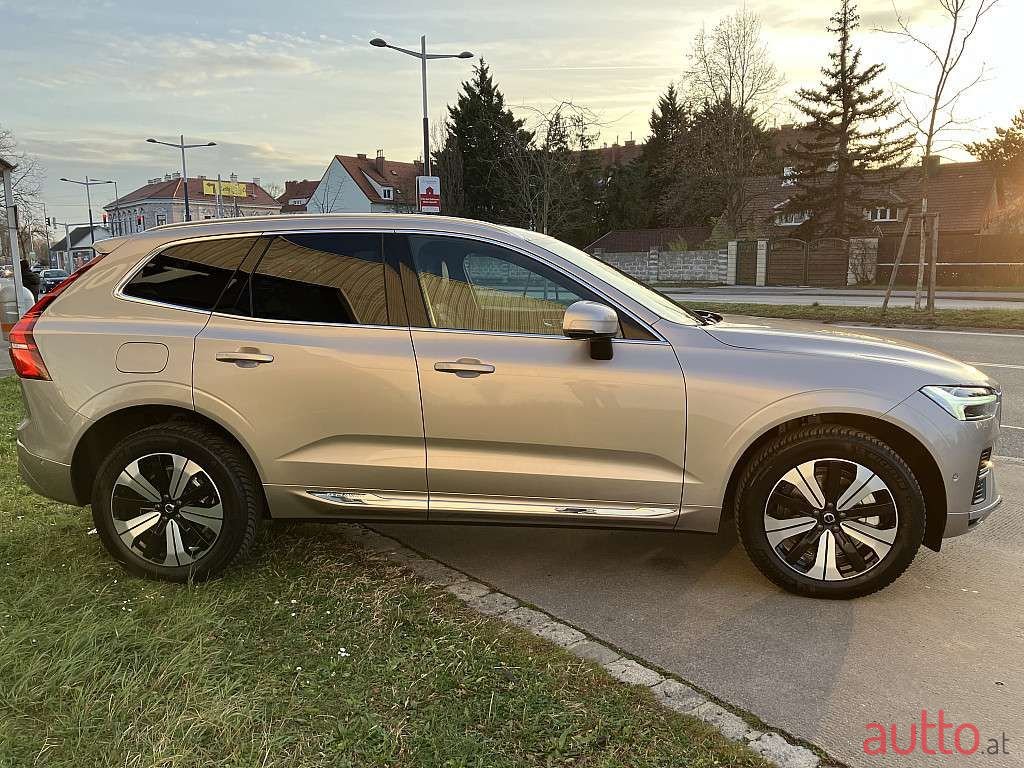 2023' Volvo XC60 photo #5