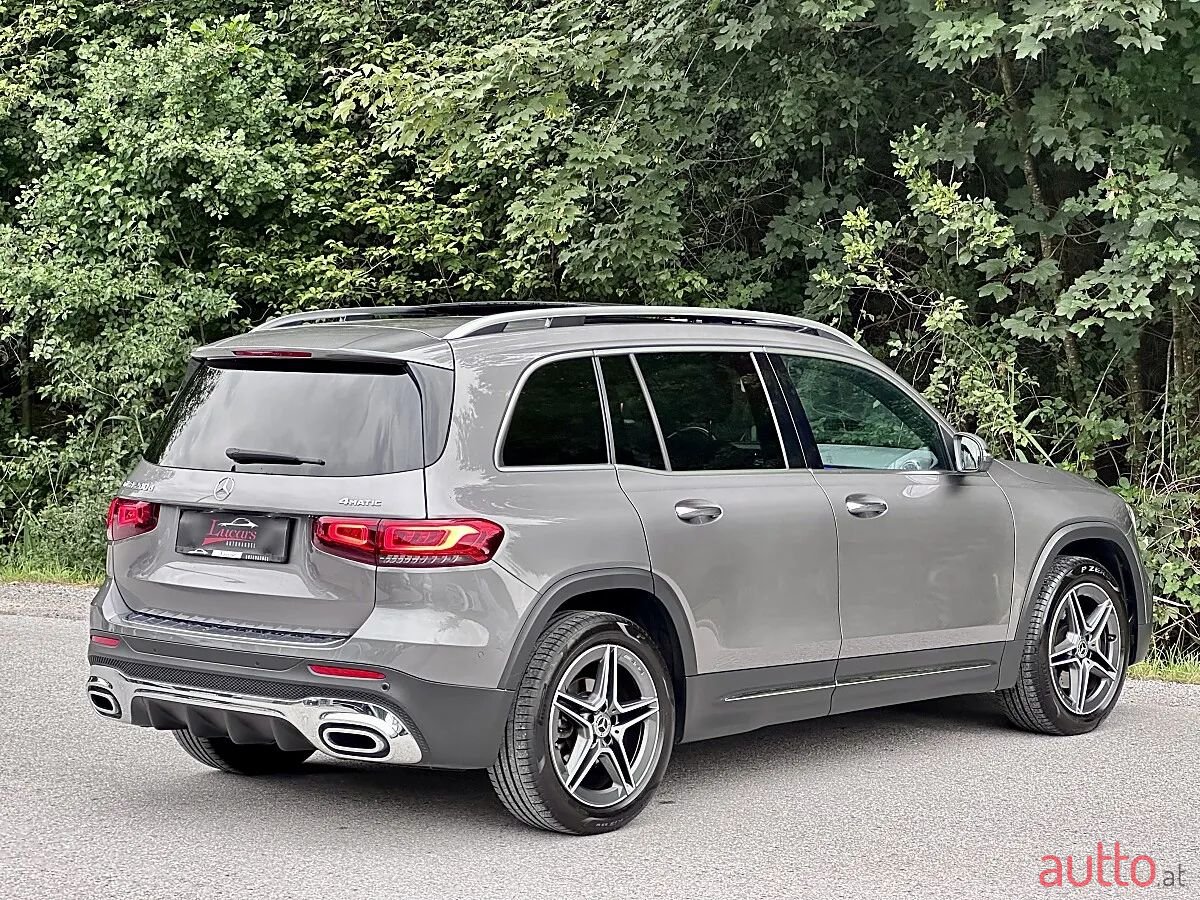 2022' Mercedes-Benz GLB photo #5