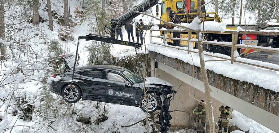 Tote, Verletzte: Schnee-Chaos zieht Spur der Verwüstung