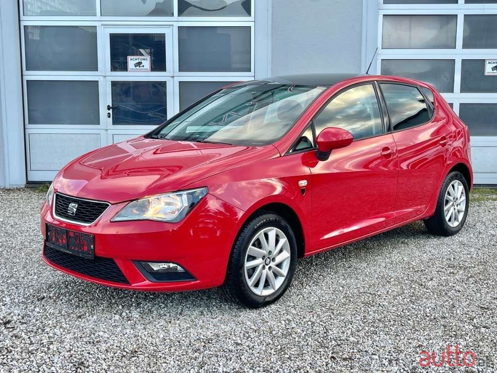 2014' SEAT Ibiza photo #2