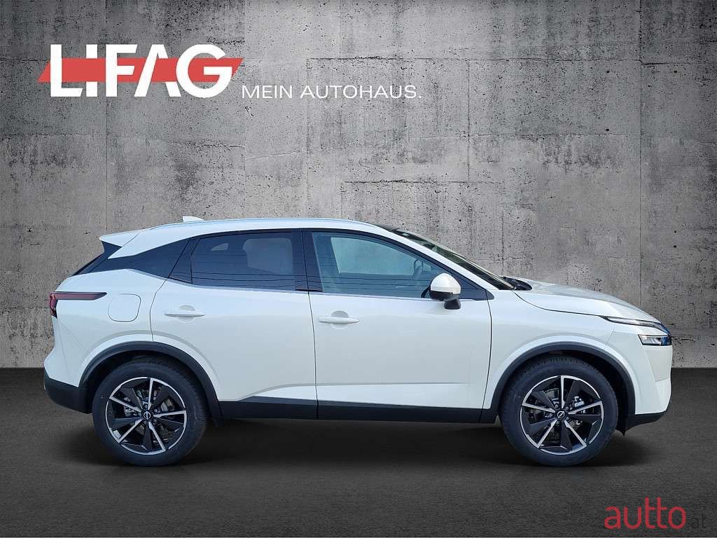 2023' Nissan Qashqai photo #2