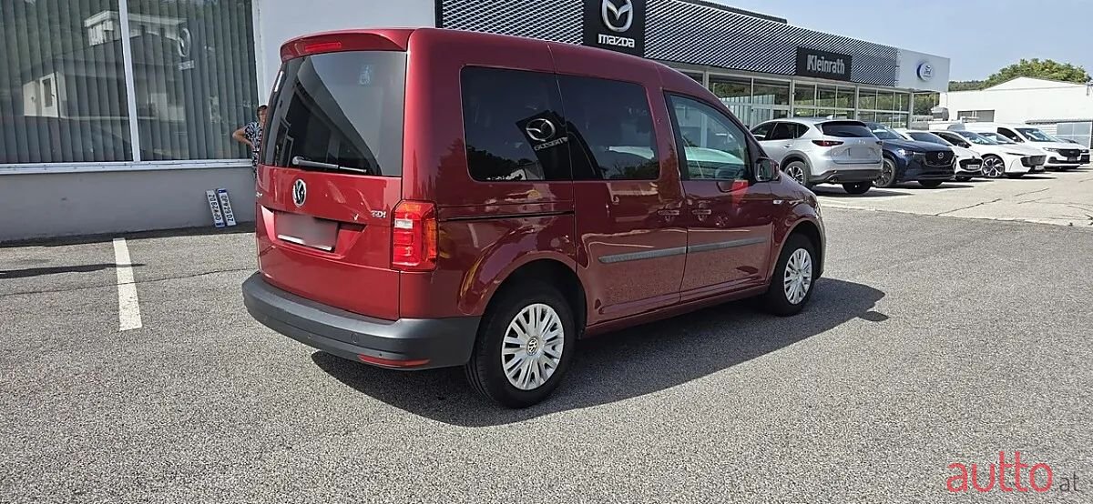 2018' Volkswagen Caddy photo #6