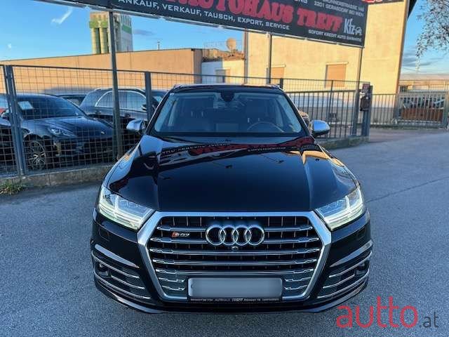 2018' Audi Q7 photo #3