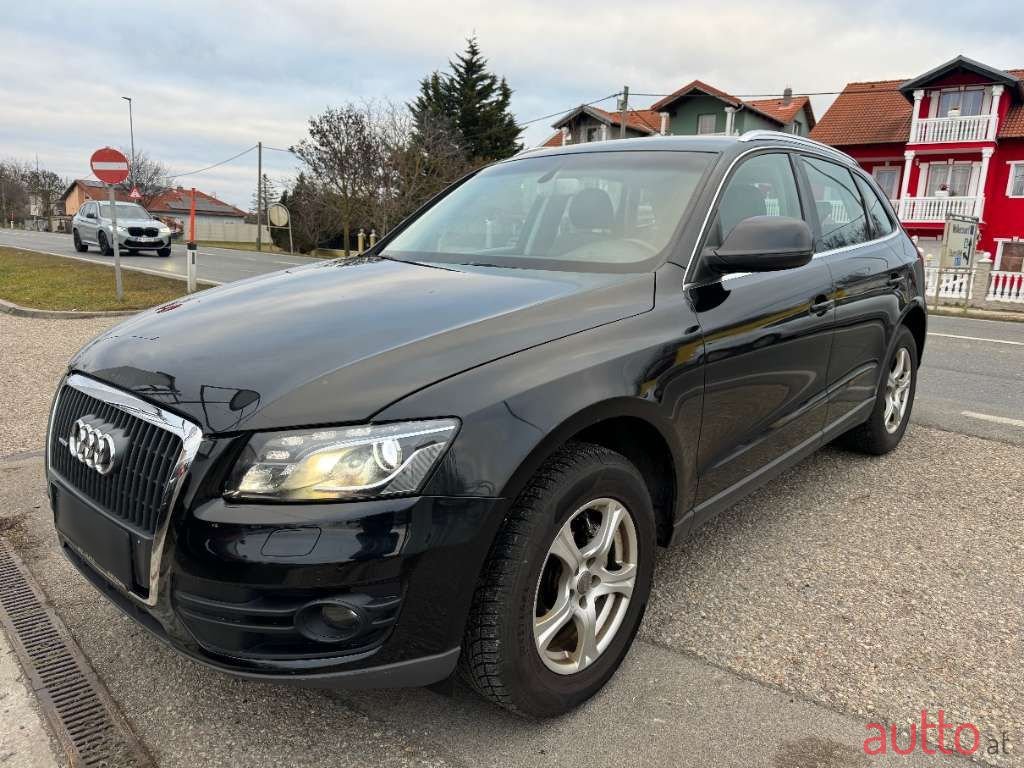 2010' Audi Q5 photo #1