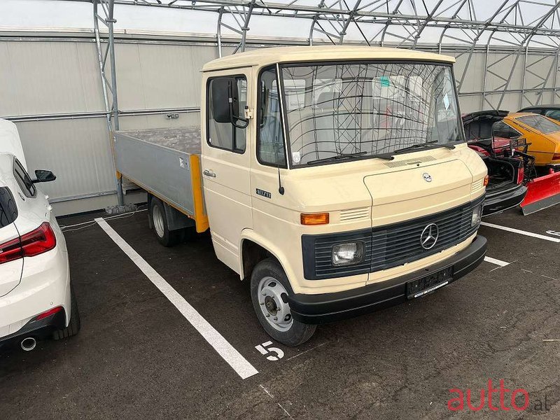 1975' Mercedes-Benz L 407 photo #2