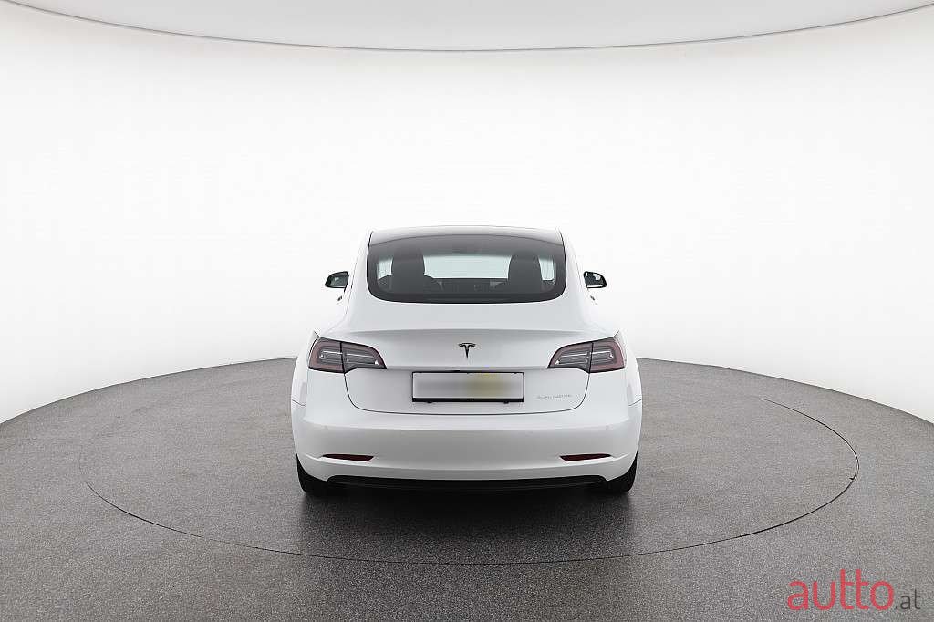 2019' Tesla Model 3 photo #4