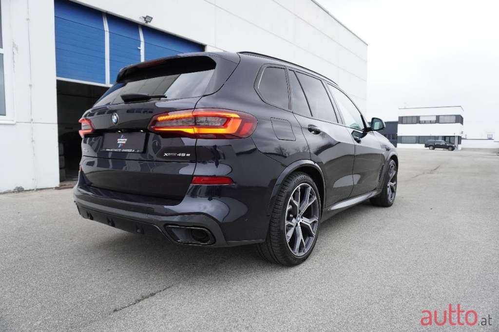 2021' BMW X5 photo #5