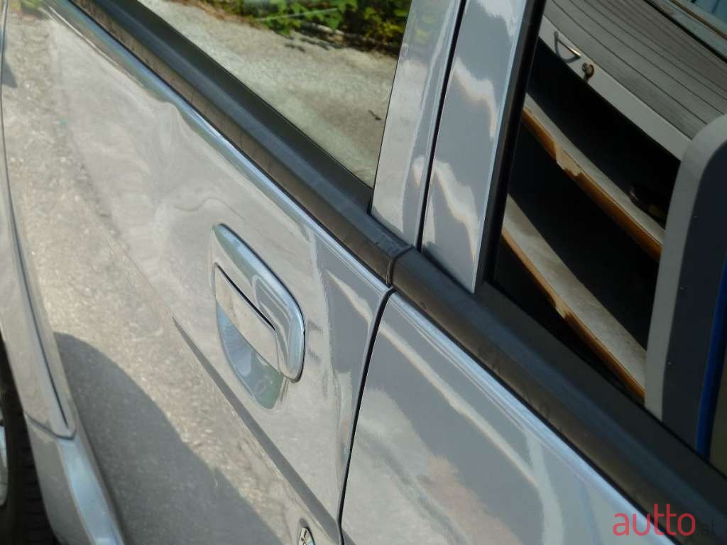 2011' Mitsubishi Imiev photo #4