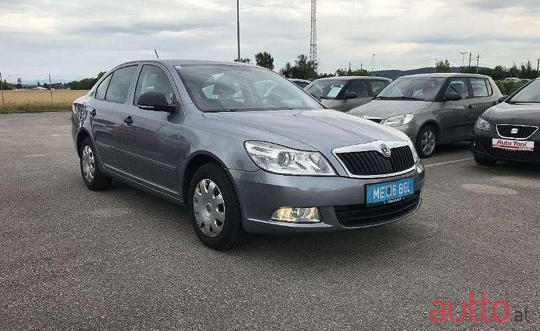 2013' Skoda Octavia photo #1