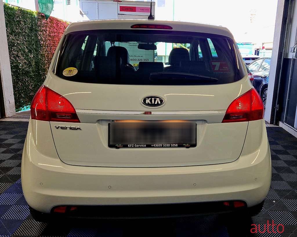 2017' Kia Venga photo #4