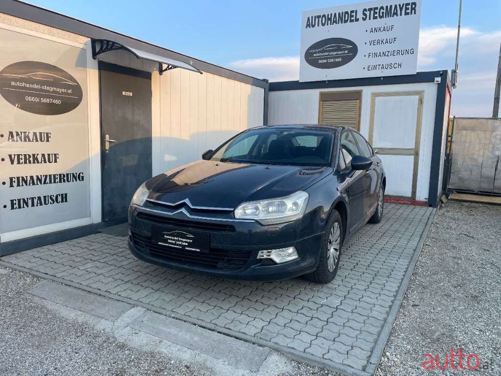 2011' Citroen C5 photo #1