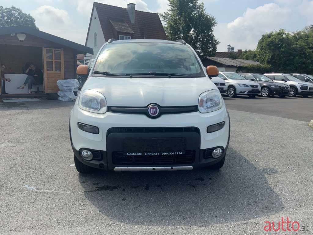 2014' Fiat Panda photo #2