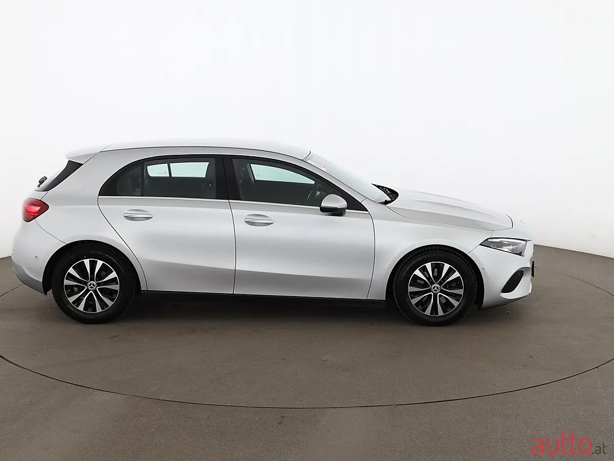 2023' Mercedes-Benz A-Klasse photo #3