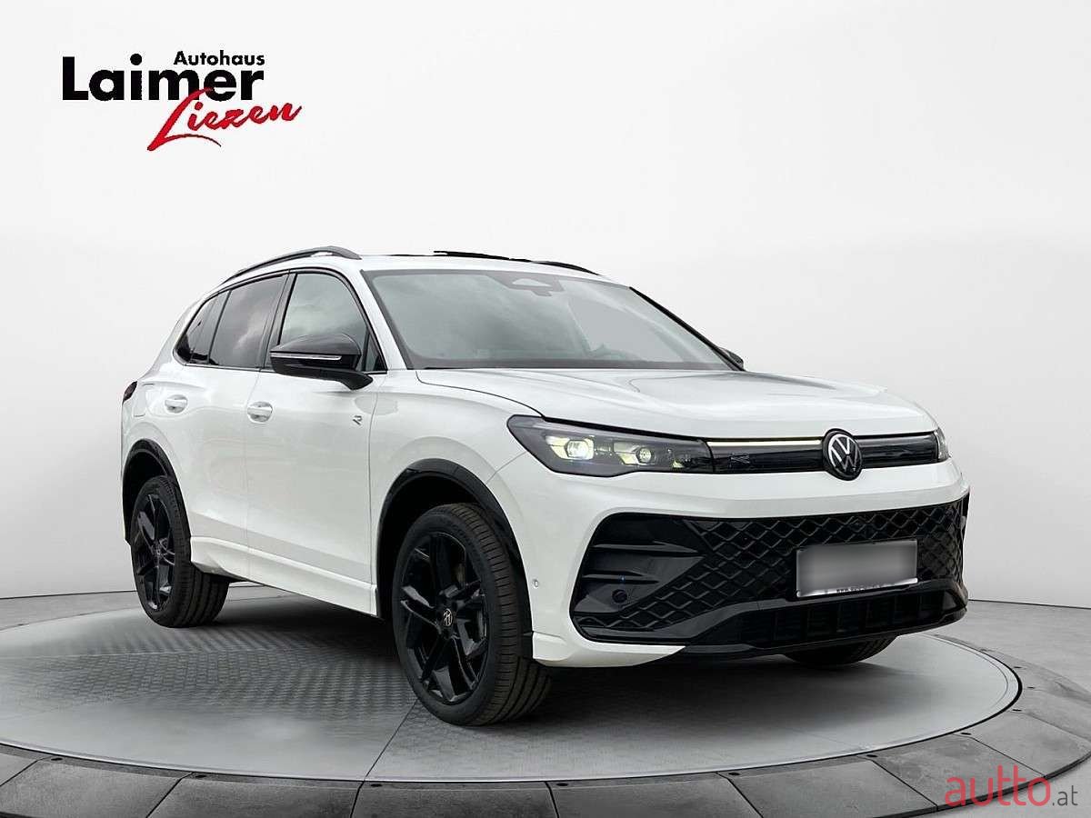 2024' Volkswagen Tiguan photo #5