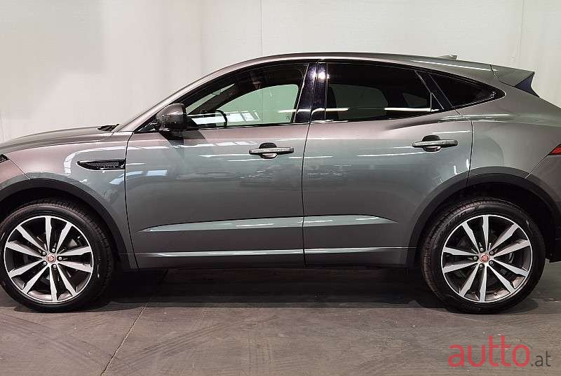 2019' Jaguar E-Pace photo #5