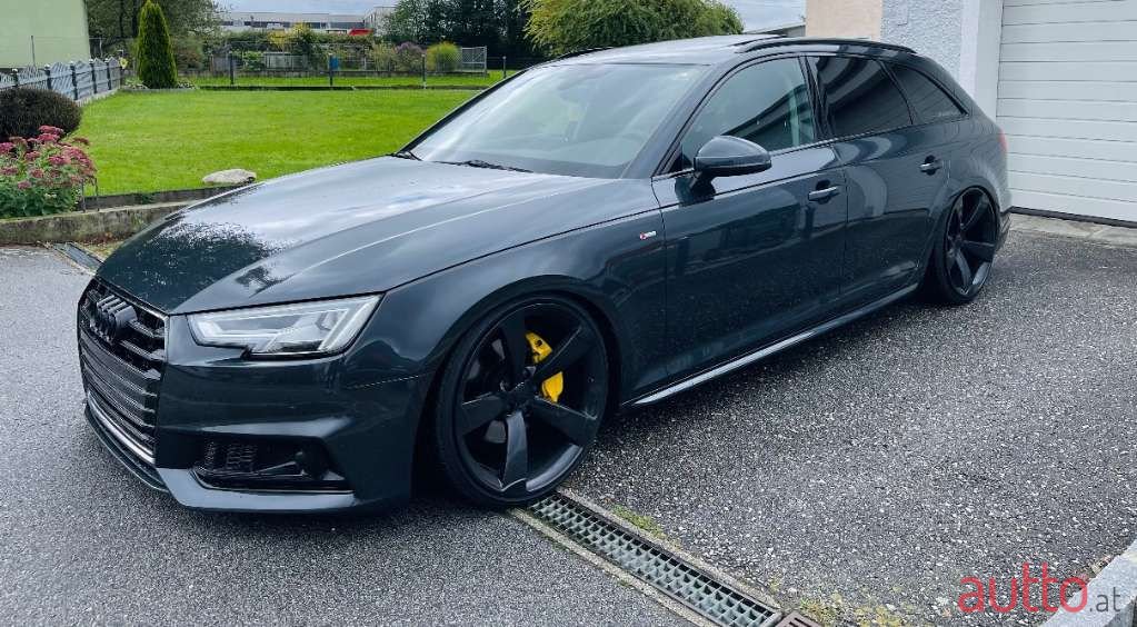 2016' Audi A4 photo #2