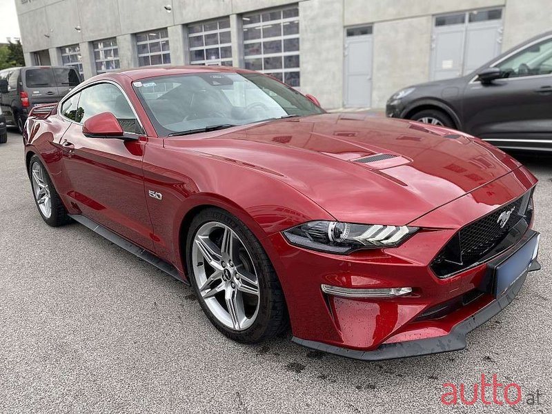 2022' Ford Mustang photo #3