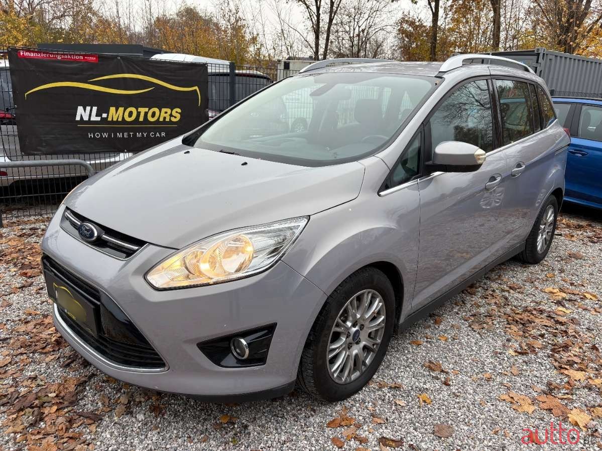 2011' Ford C-MAX photo #1