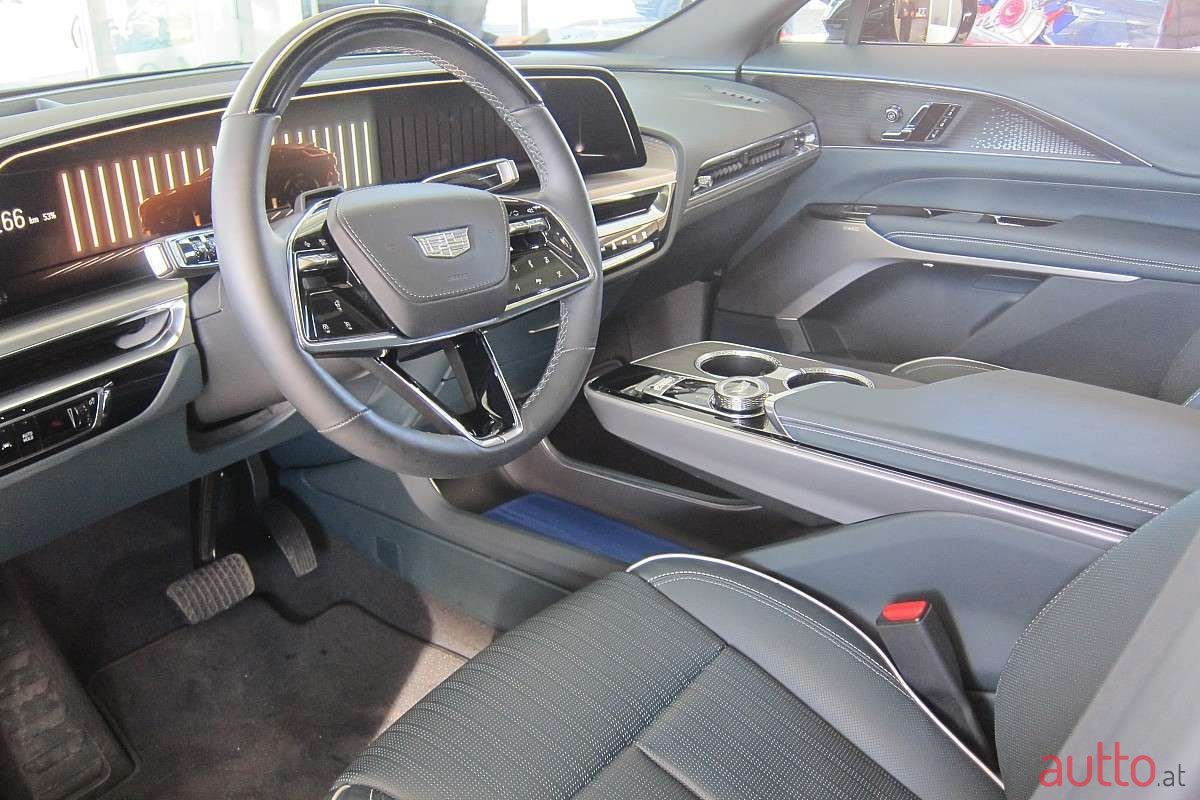 2024' Cadillac Lyriq photo #2