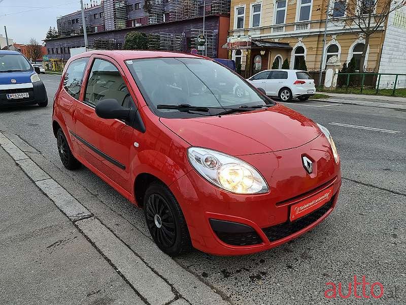 2009' Renault Twingo photo #6