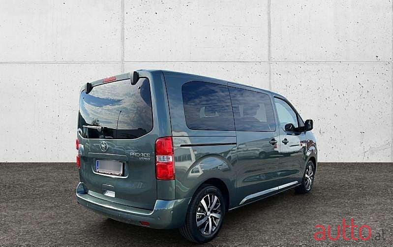 2024' Toyota ProAce photo #5