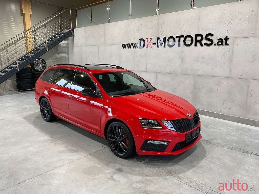 2019' Skoda Octavia photo #2
