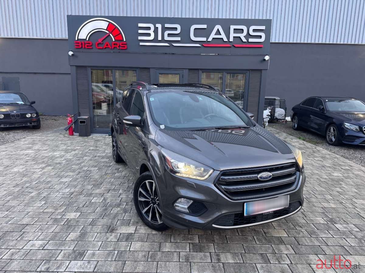 2017' Ford Kuga photo #4