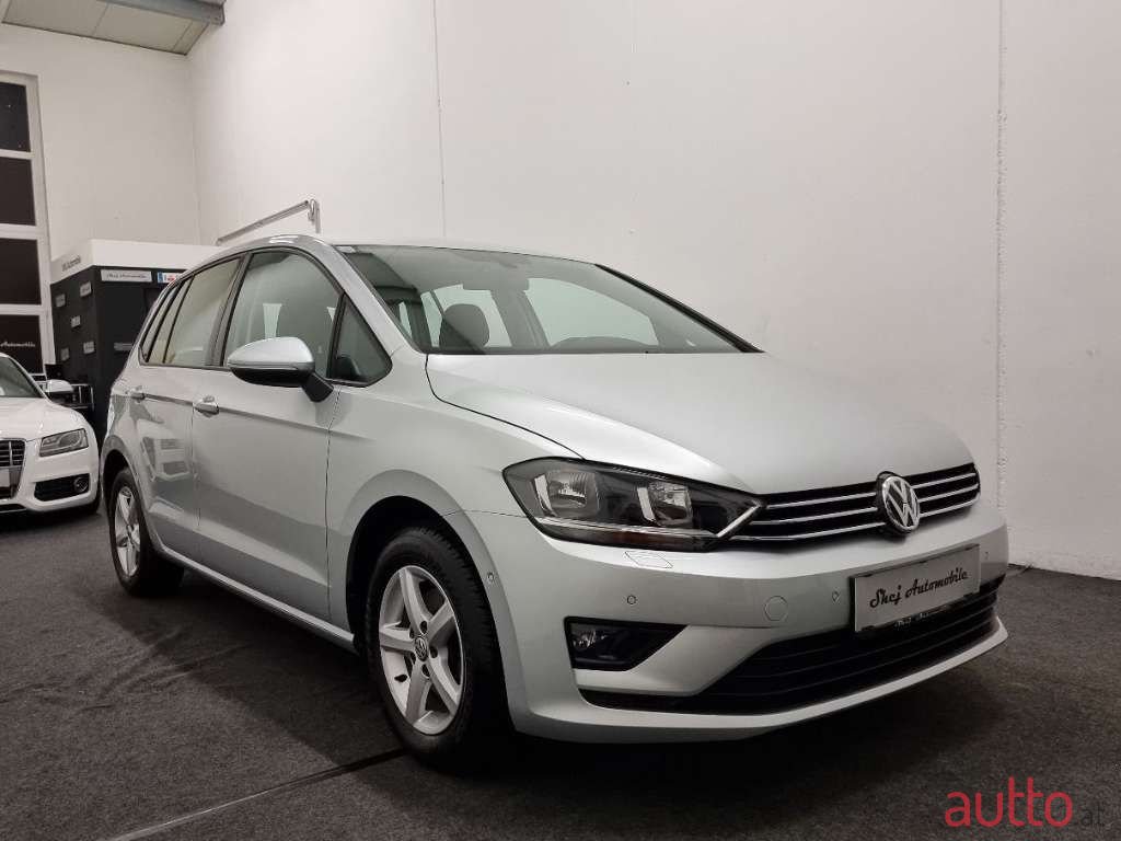 2014' Volkswagen Golf photo #3