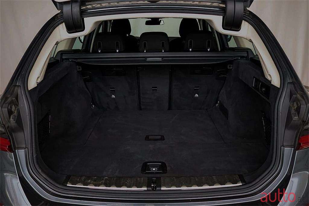 2020' BMW 3Er-Reihe photo #6