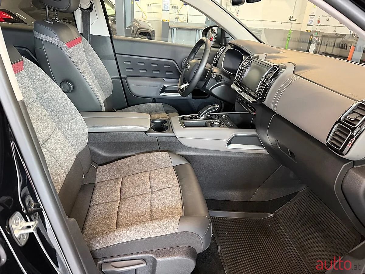 2021' Citroen C5 Aircross photo #3