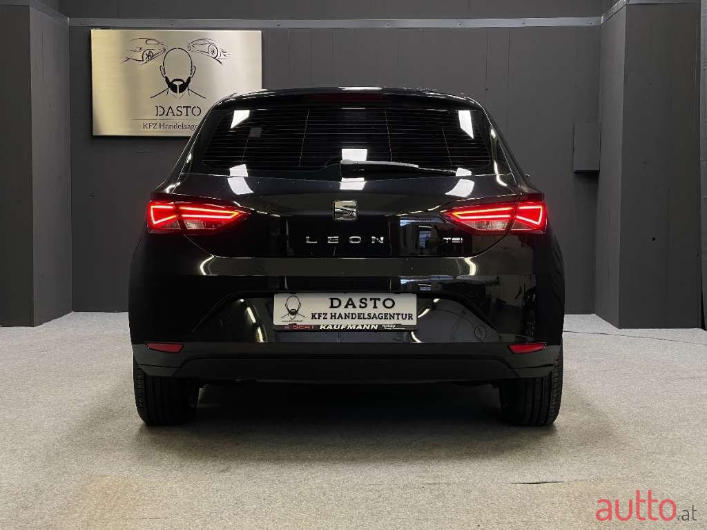 2015' SEAT Leon photo #4