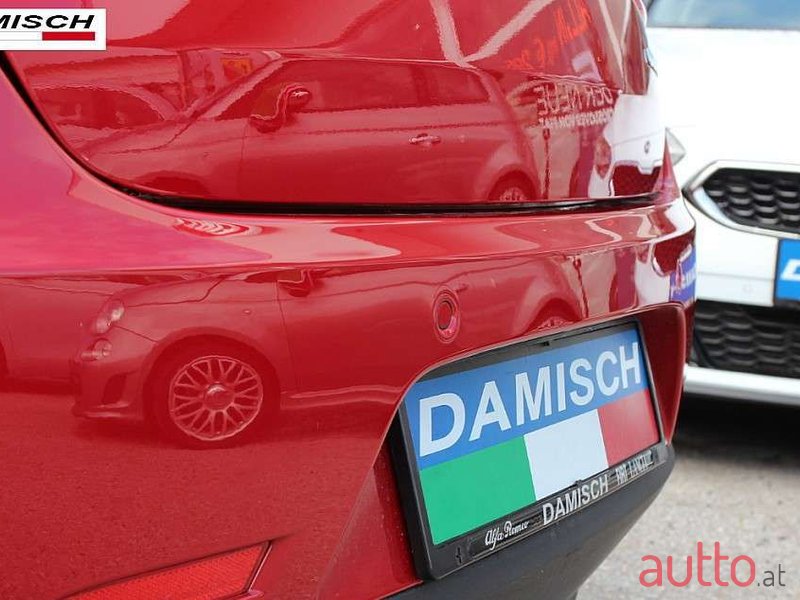 2016' Alfa Romeo Giulietta photo #5