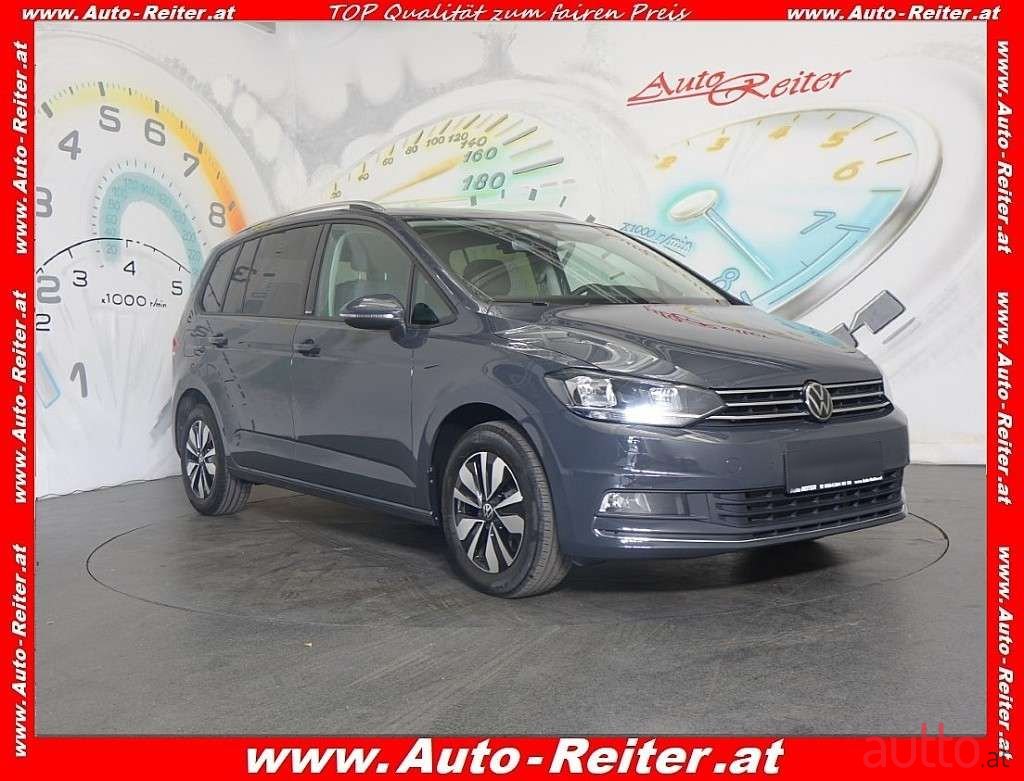 2024' Volkswagen Touran photo #1