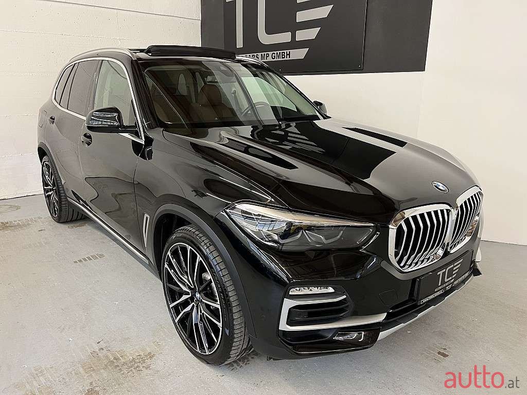 2019' BMW X5 photo #2