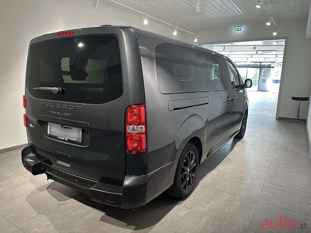 2024' Peugeot Traveller photo #3