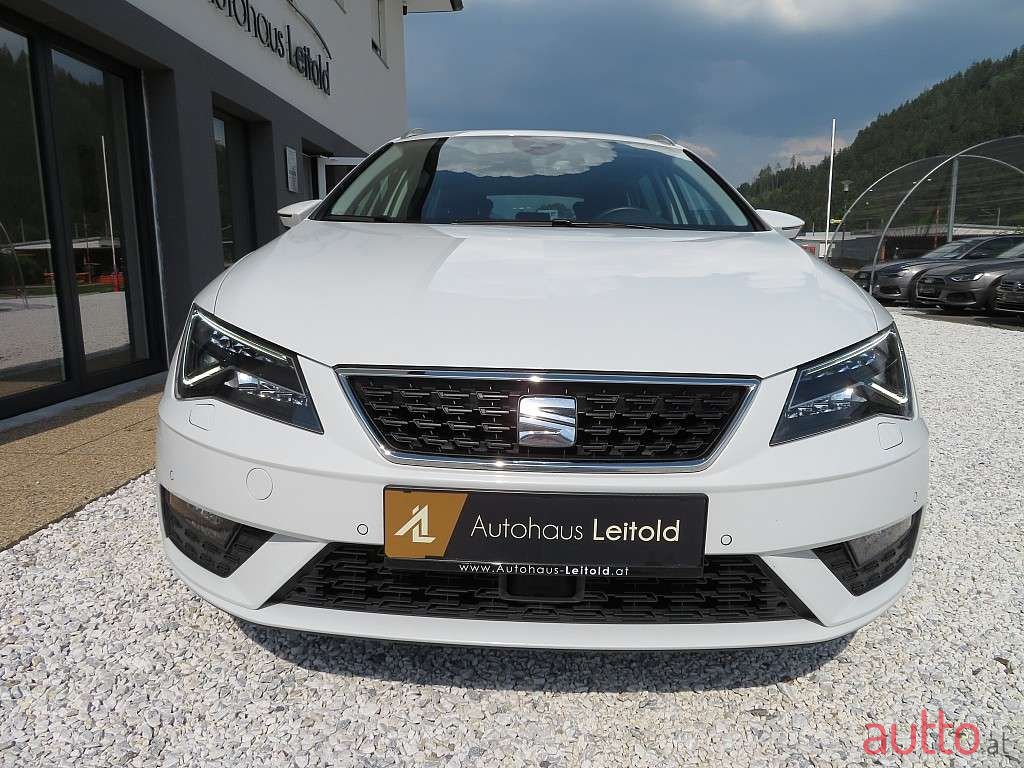 2019' SEAT Leon photo #2