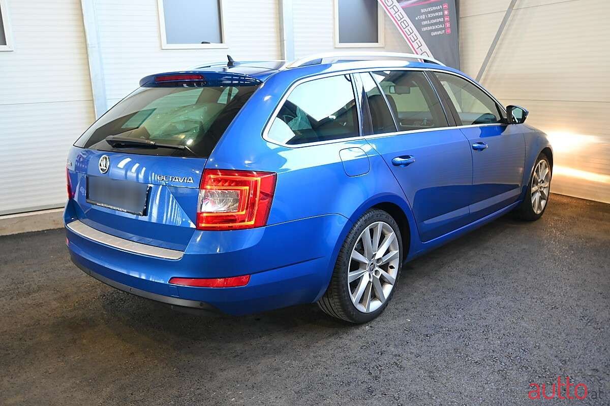 2013' Skoda Octavia photo #4