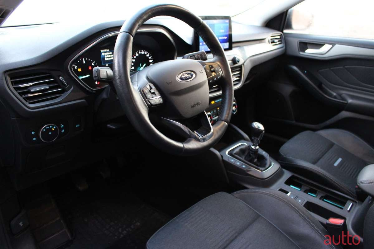 2019' Ford Focus photo #2