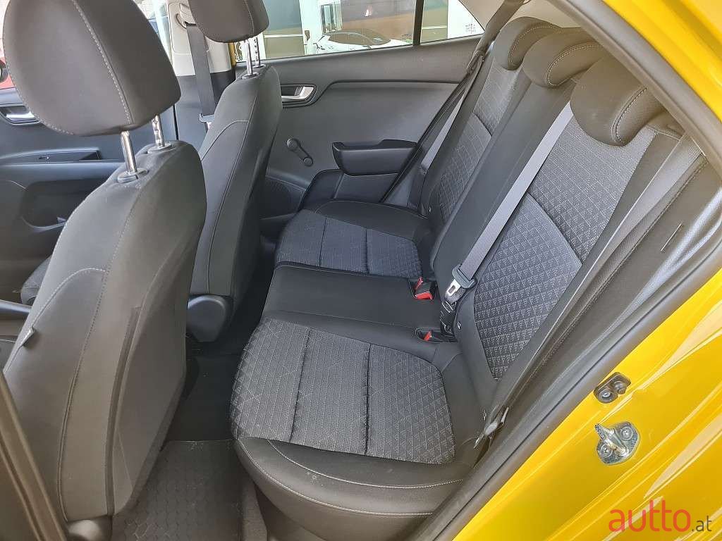 2021' Kia Rio photo #6