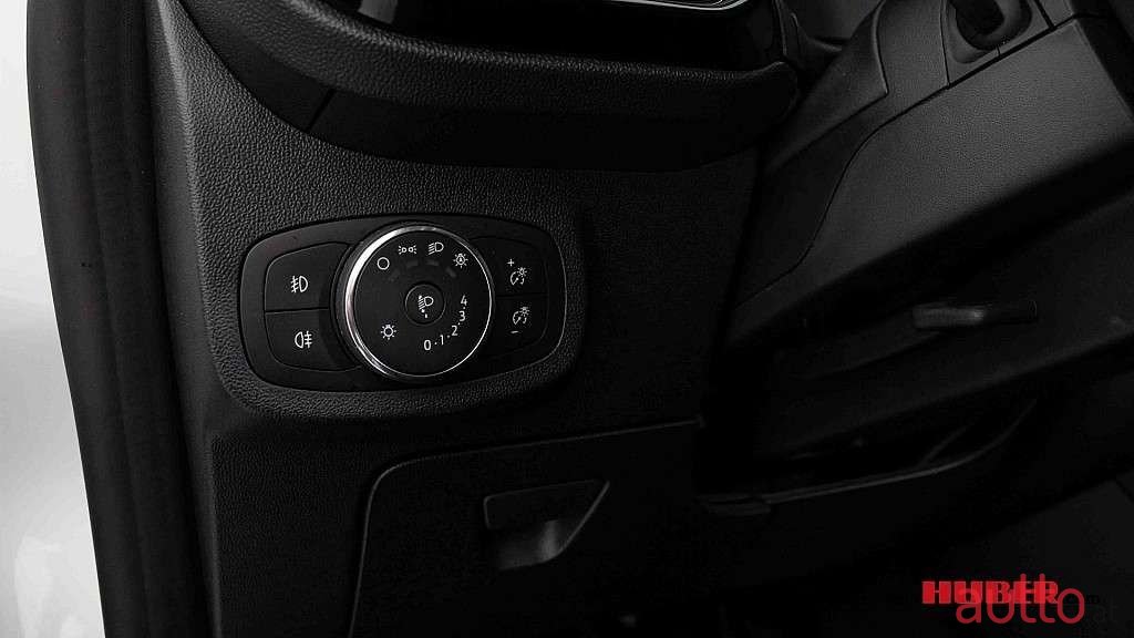 2023' Ford Fiesta photo #5