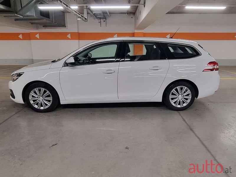 2018' Peugeot 308 photo #5