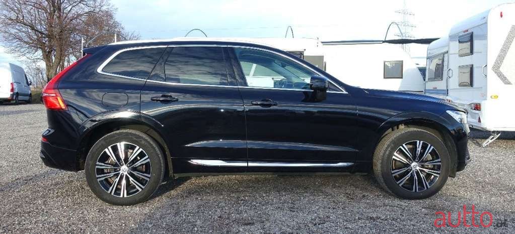 2021' Volvo XC60 photo #2