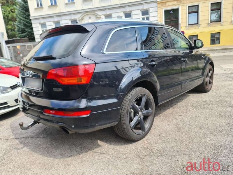 2008' Audi Q7 photo #4