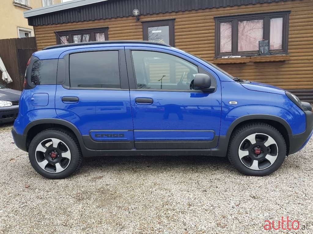 2018' Fiat Panda photo #4