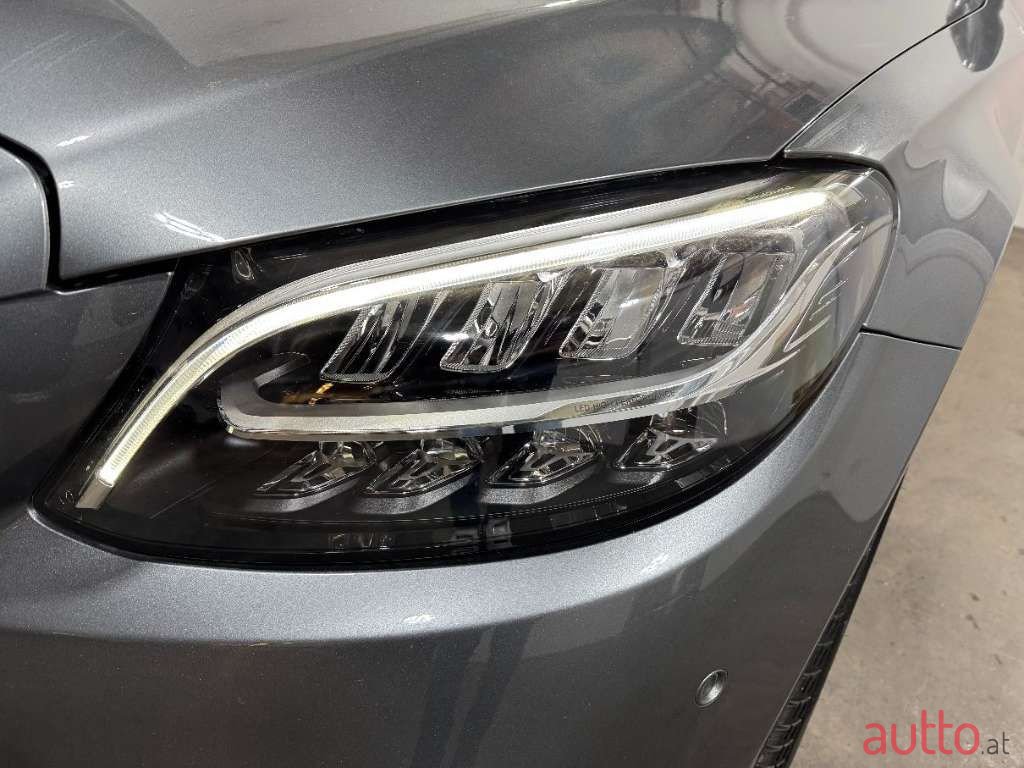 2018' Mercedes-Benz C-Klasse photo #6