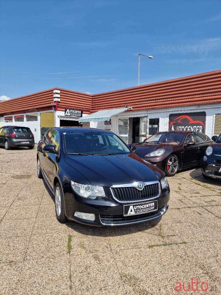 2010' Skoda Superb photo #4